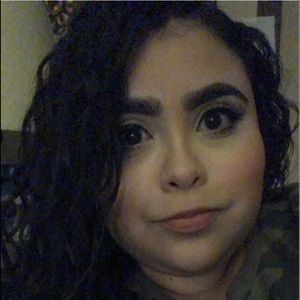 Meet your Posher, Norma